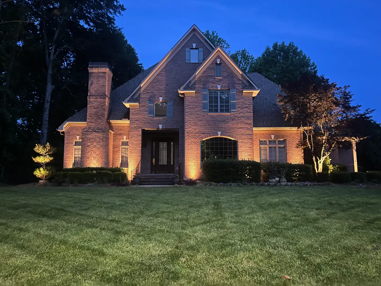 Charlotte Exterior Lighting Contractor for Residential Home