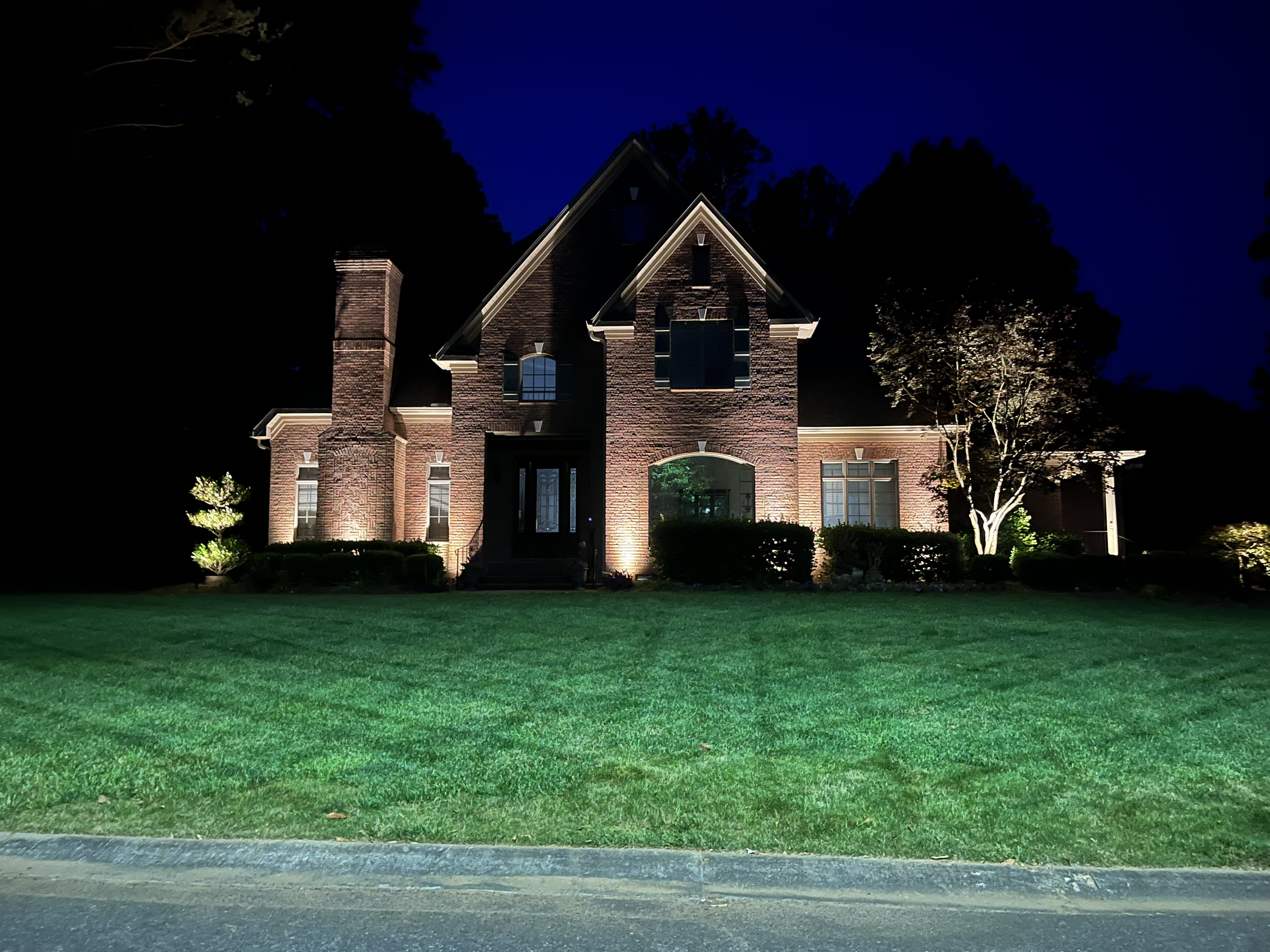 Exterior Lighting Contractor for Residential Home